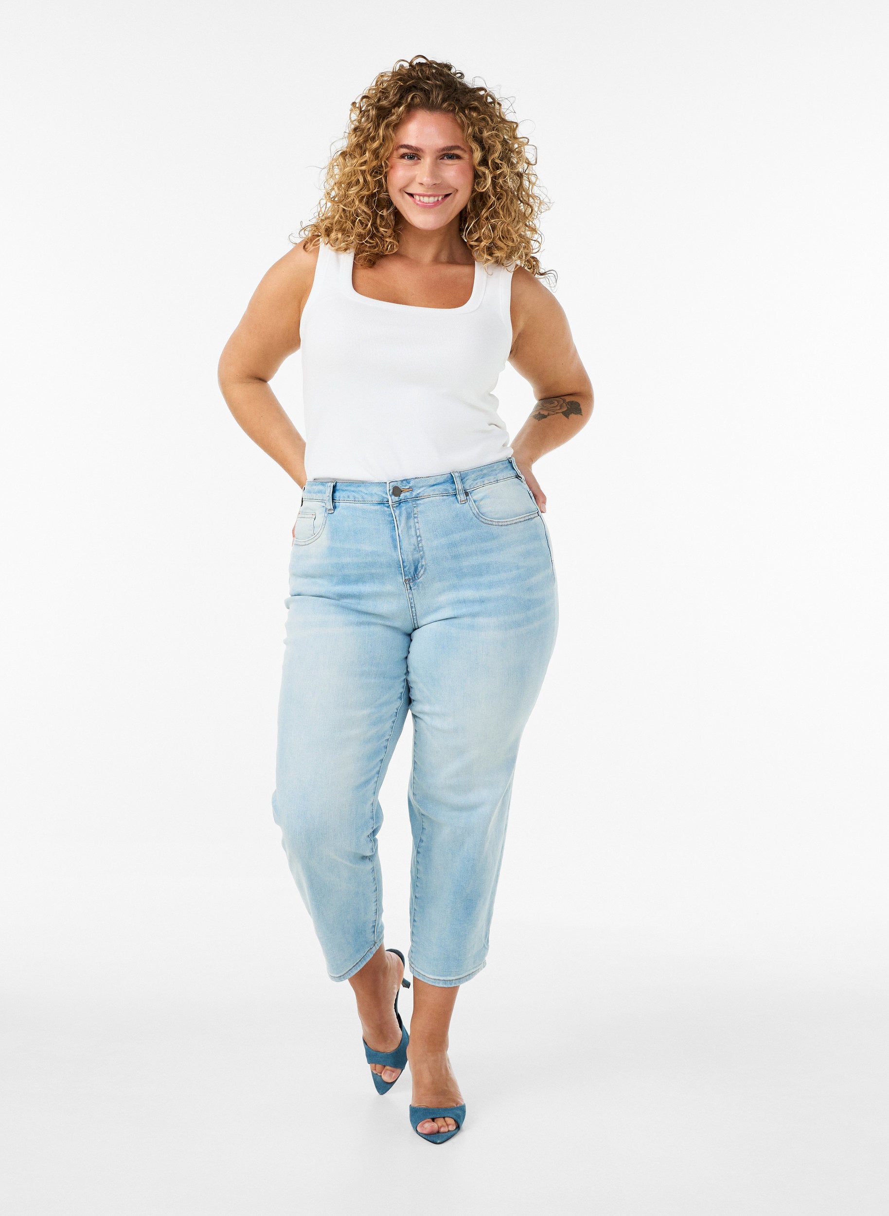 hems and high waist - Light Blue 