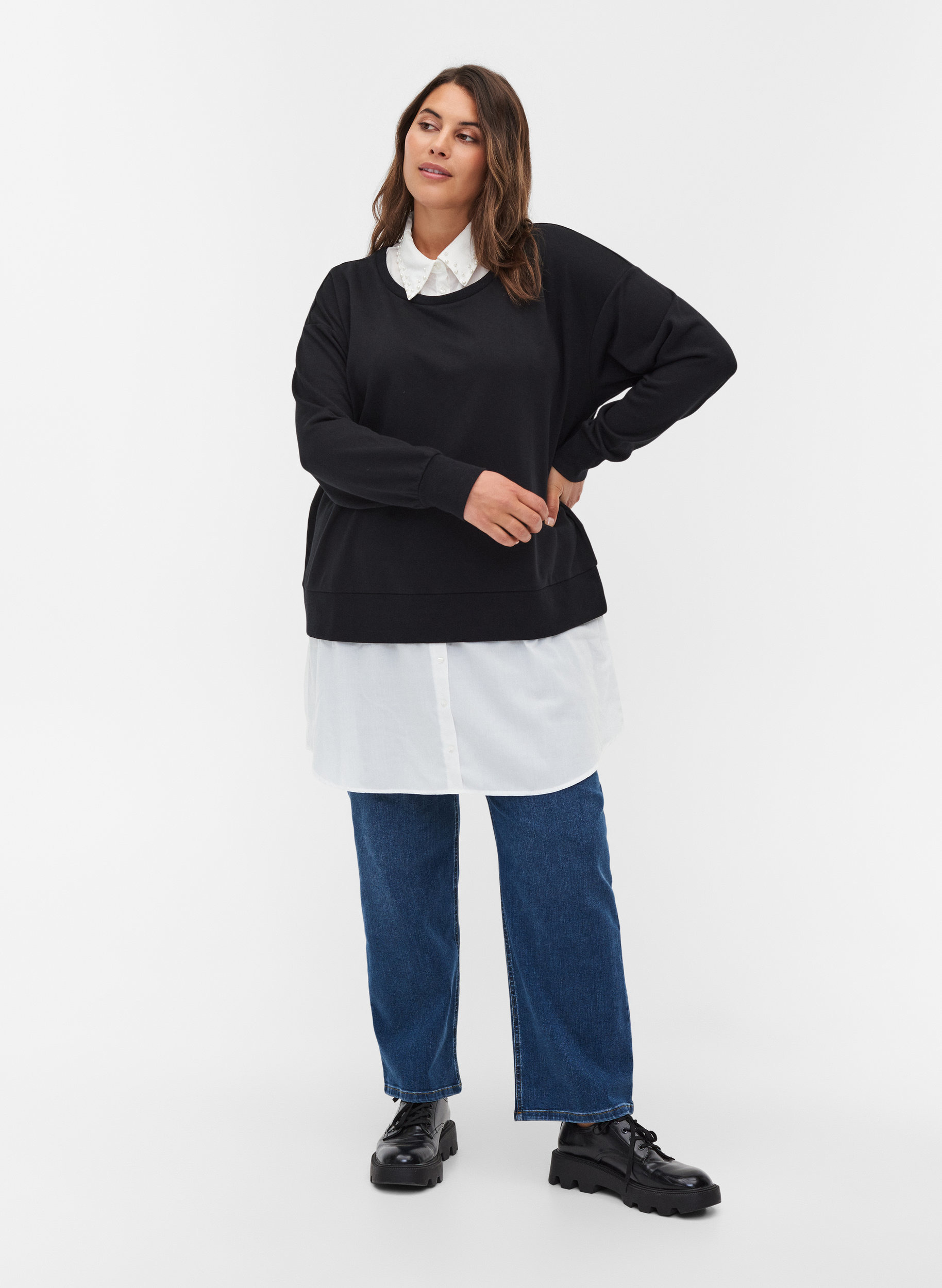 Sweater with attached shirt - Black 