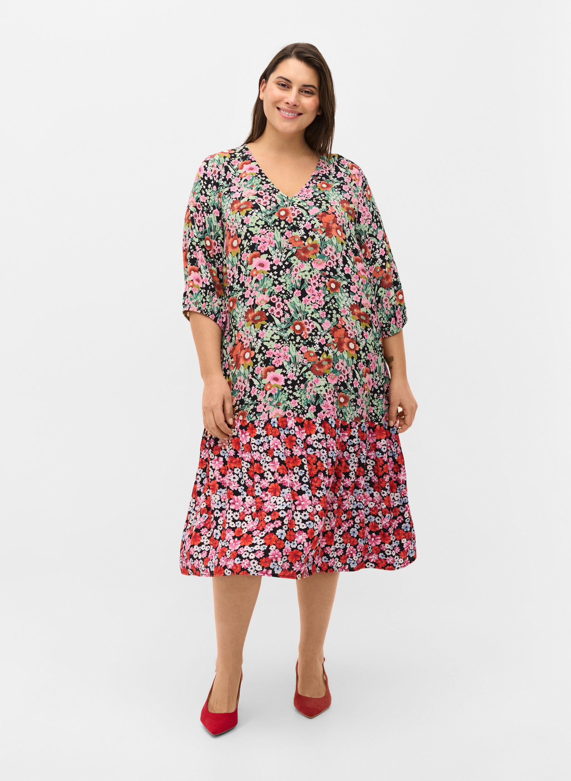 Floral viscose dress with 3/4-length sleeves, Flower AOP Mix, Model image number 2