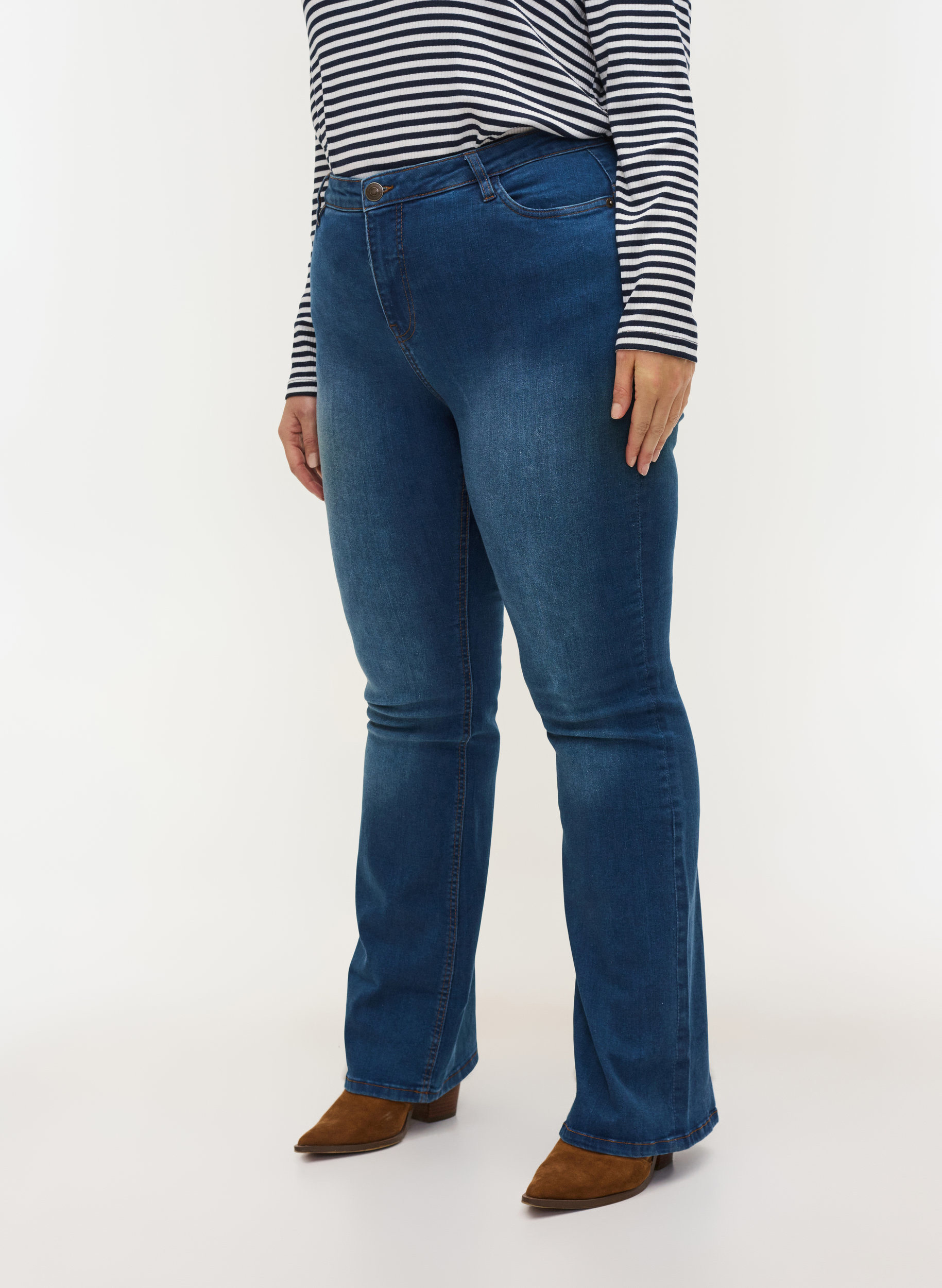 High-waisted Ellen bootcut jeans - Blue 