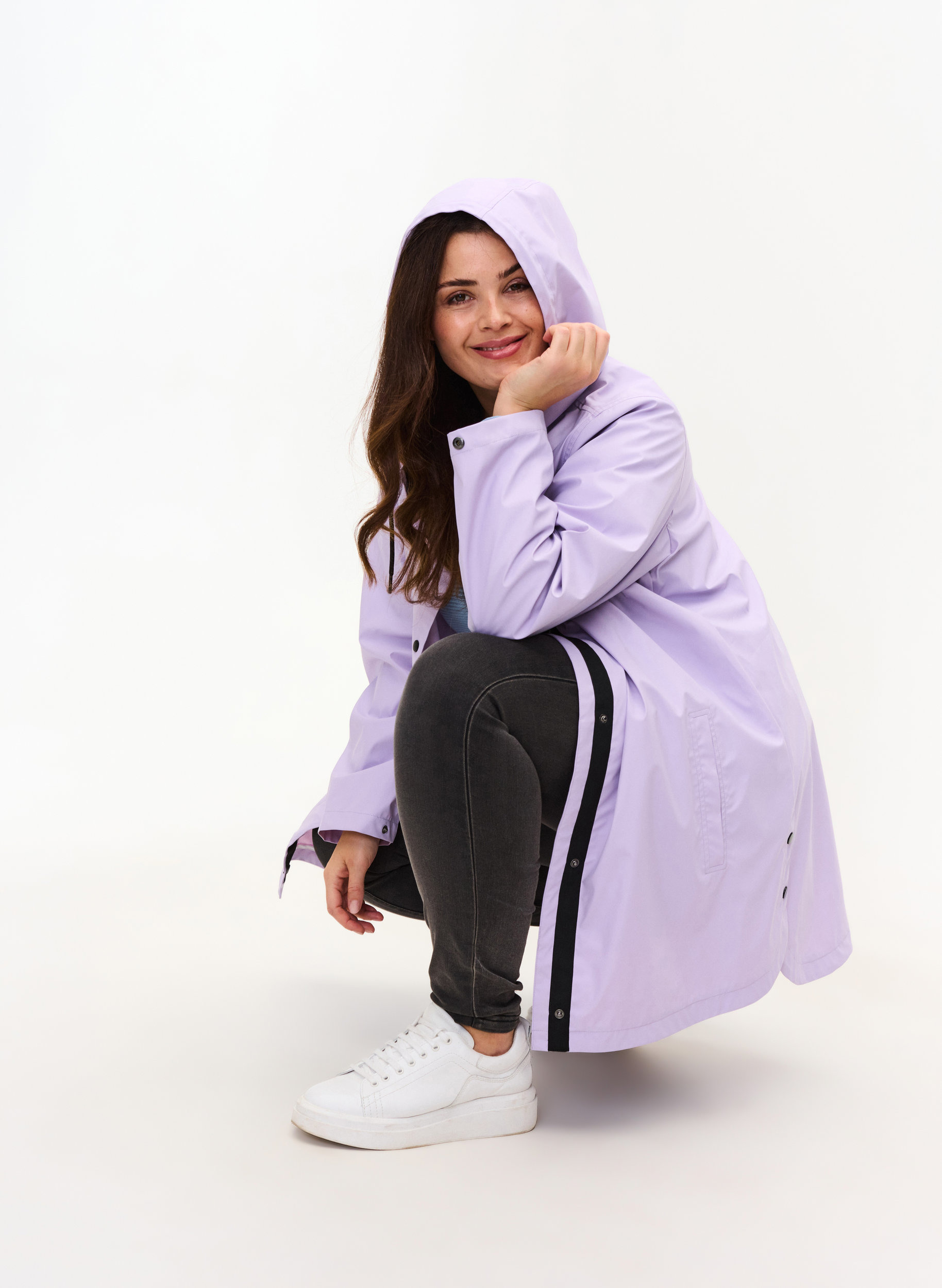 Rain coat with a hood and pockets, Pastel Lilac, Model image number 2